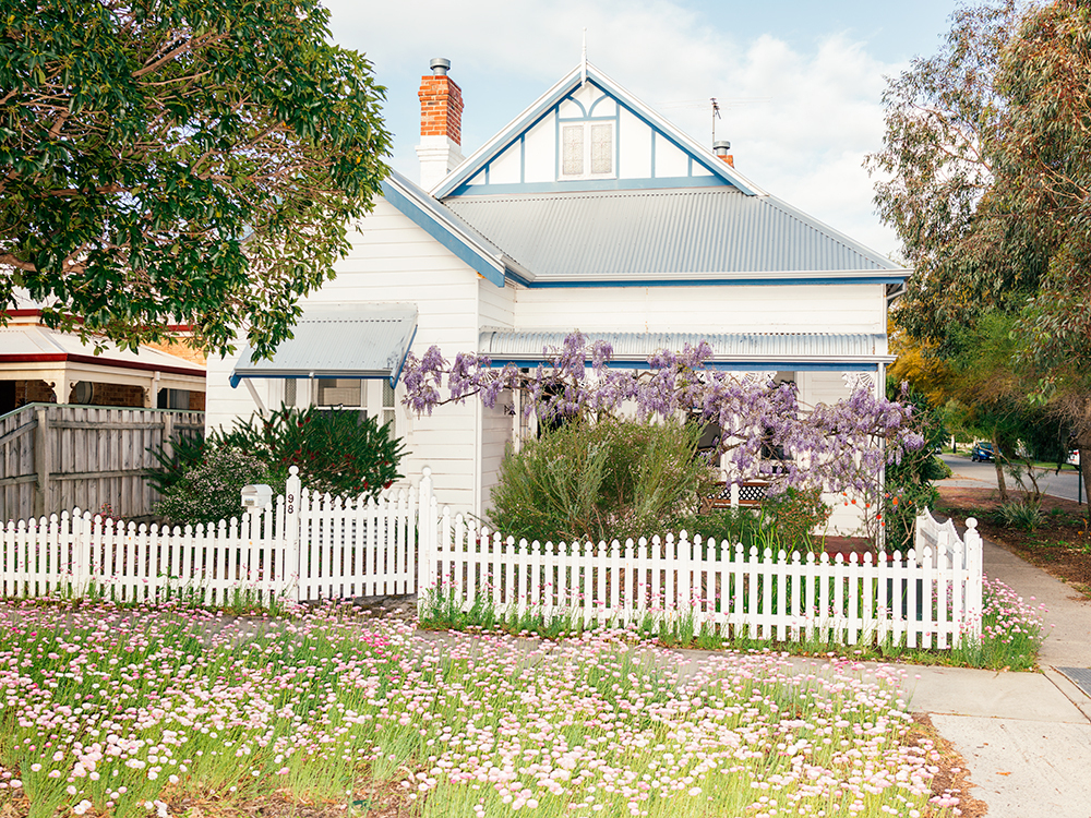 Suburbia white picket fence resized