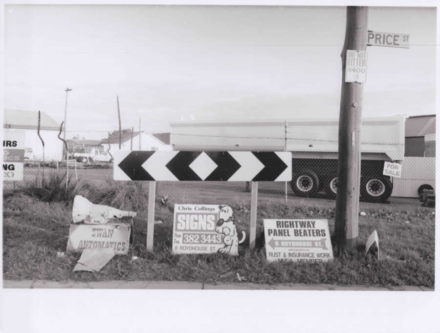 Sonya Sears: Signage, Cnr Harborne/Price/Roydhouse Streets, 1997