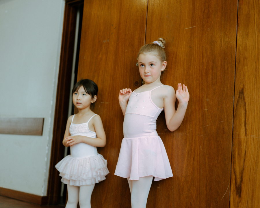 Emma Pegrum: Hannah & Sunni, 2022